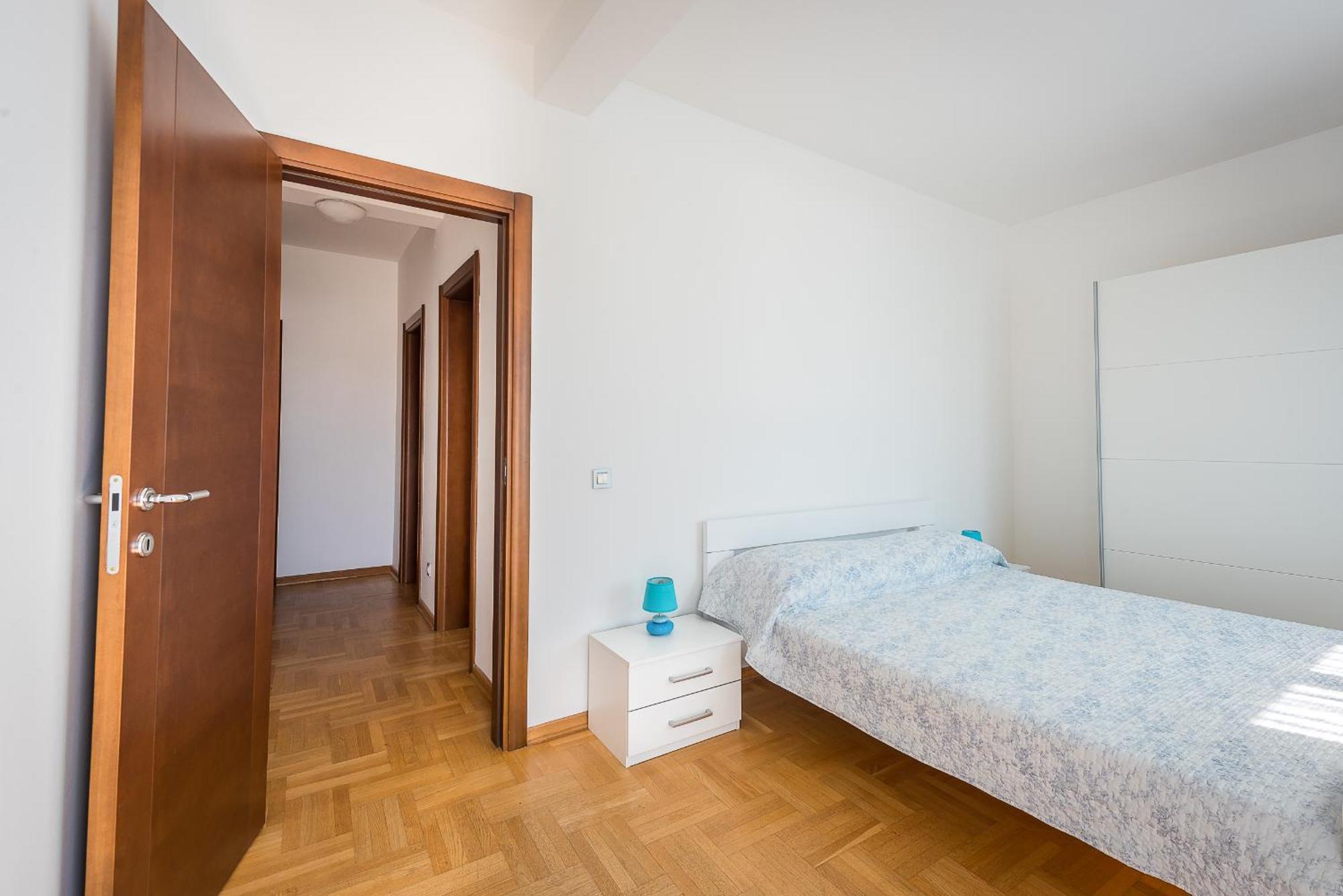 Apartments Montreal Budva Bagian luar foto
