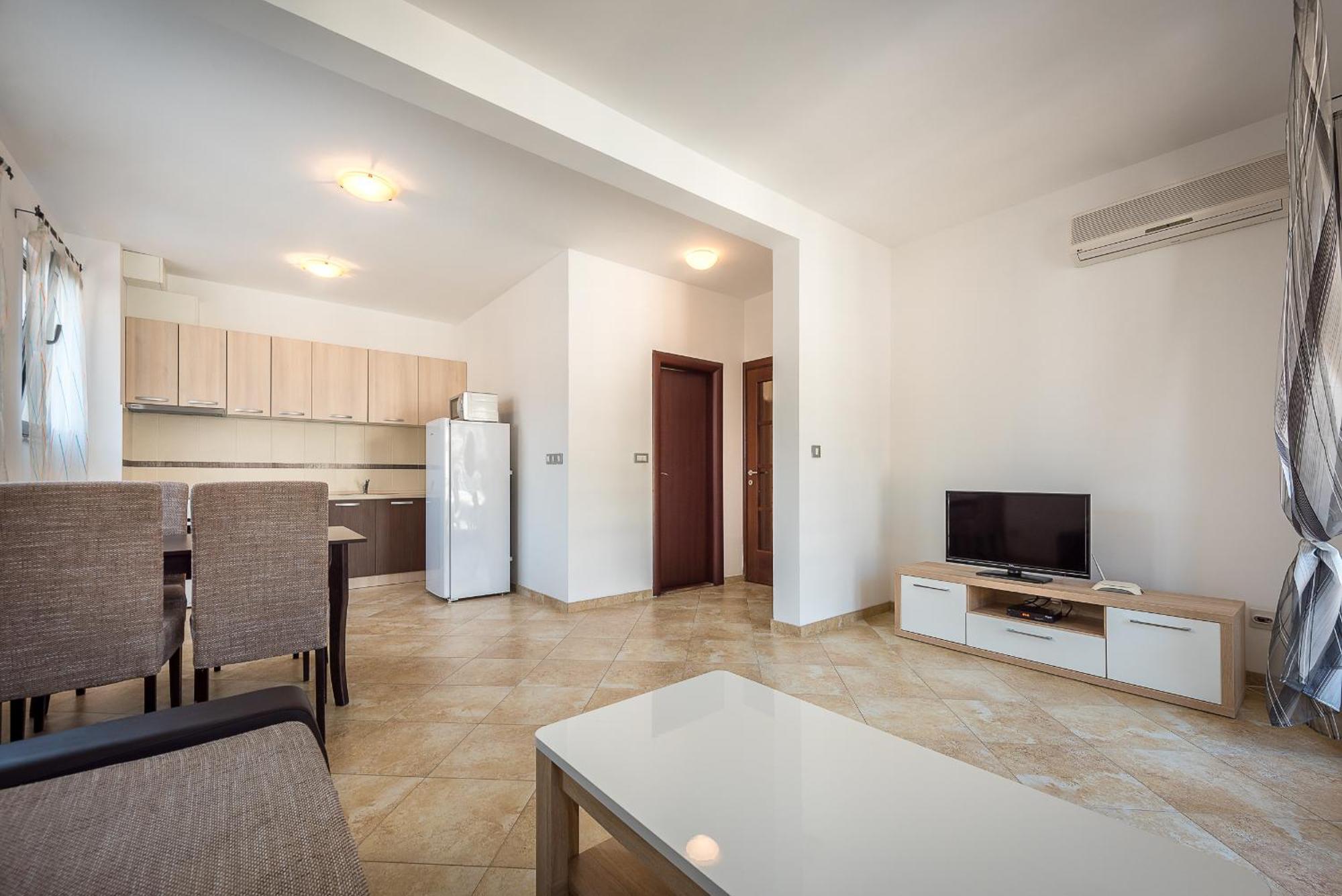 Apartments Montreal Budva Bagian luar foto