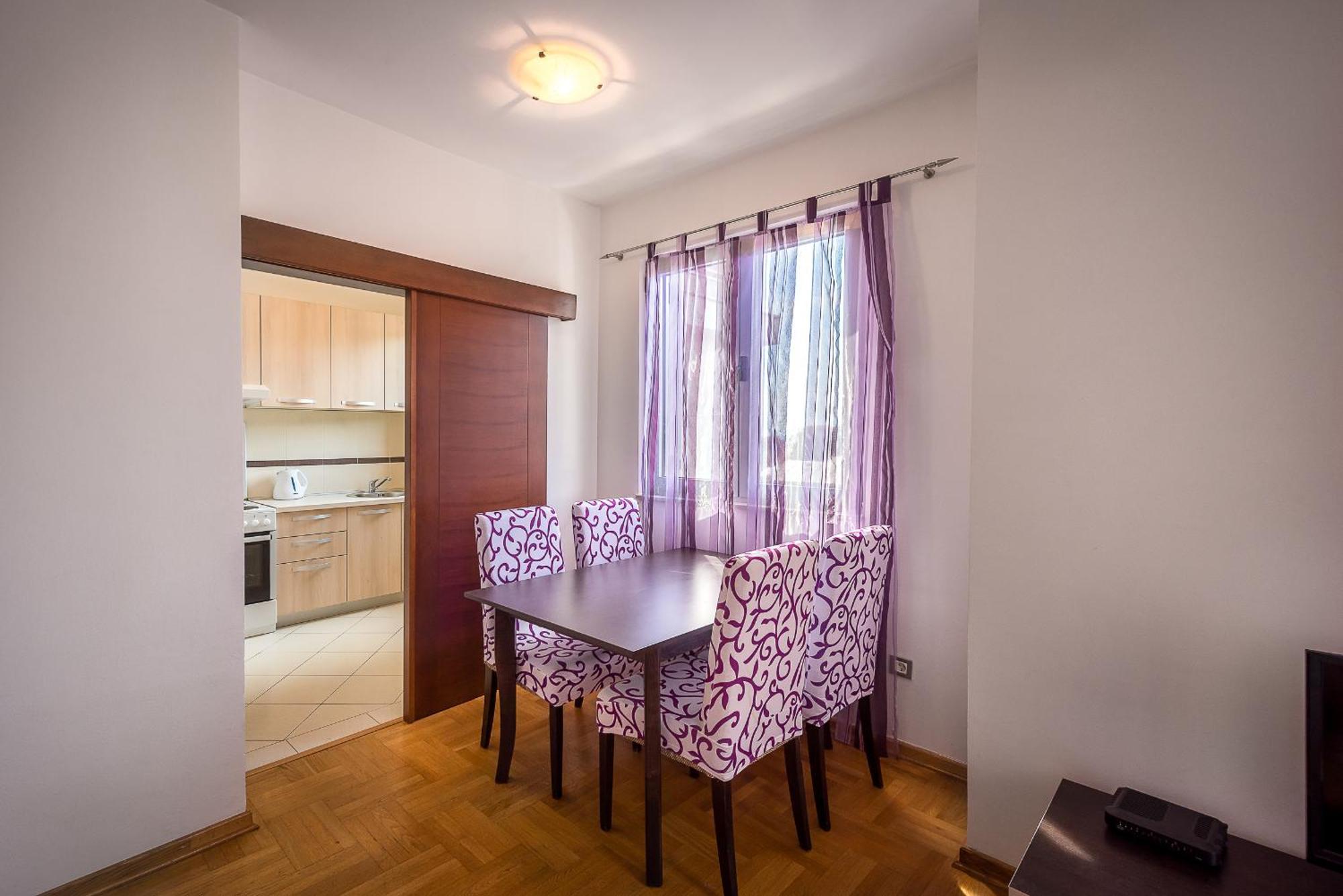 Apartments Montreal Budva Bagian luar foto