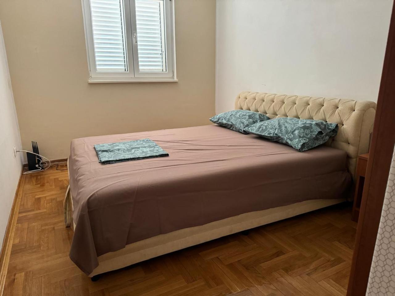 Apartments Montreal Budva Ruang foto