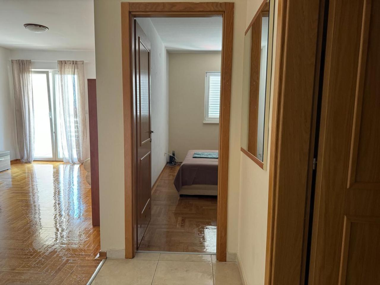 Apartments Montreal Budva Ruang foto